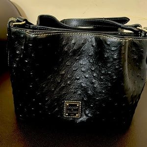 Dooney& Bourke mini Barlow, ostrich leather, black, excellent condition